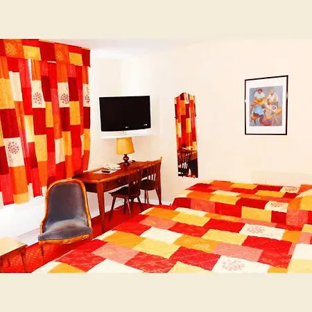 Hotel Logis Calisola Besancon - Soiree Etape Chalezeule