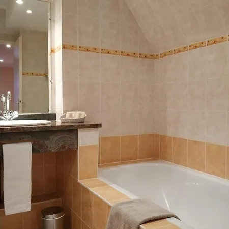 Hotel Logis Calisola Besancon - Soiree Etape